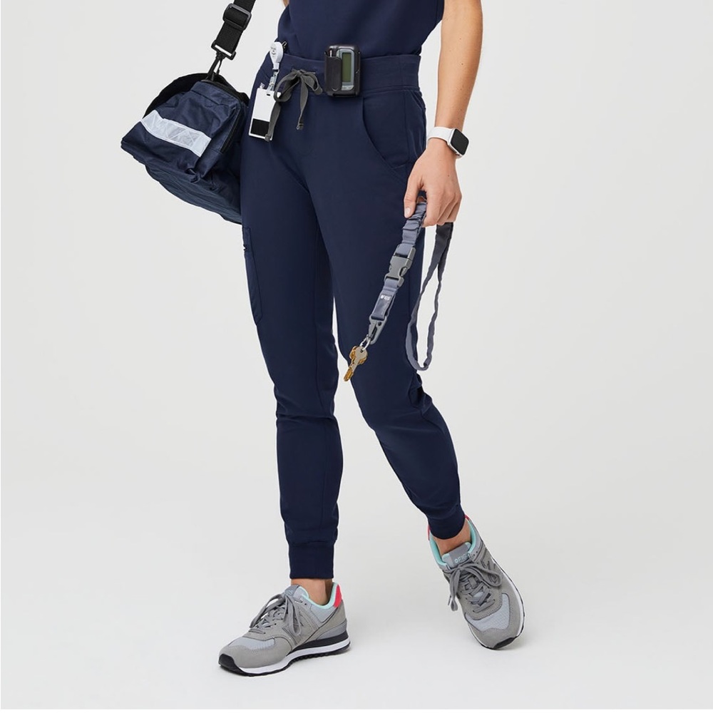 Figs Zamora Jogger Scrub Pants in Quiet Navy